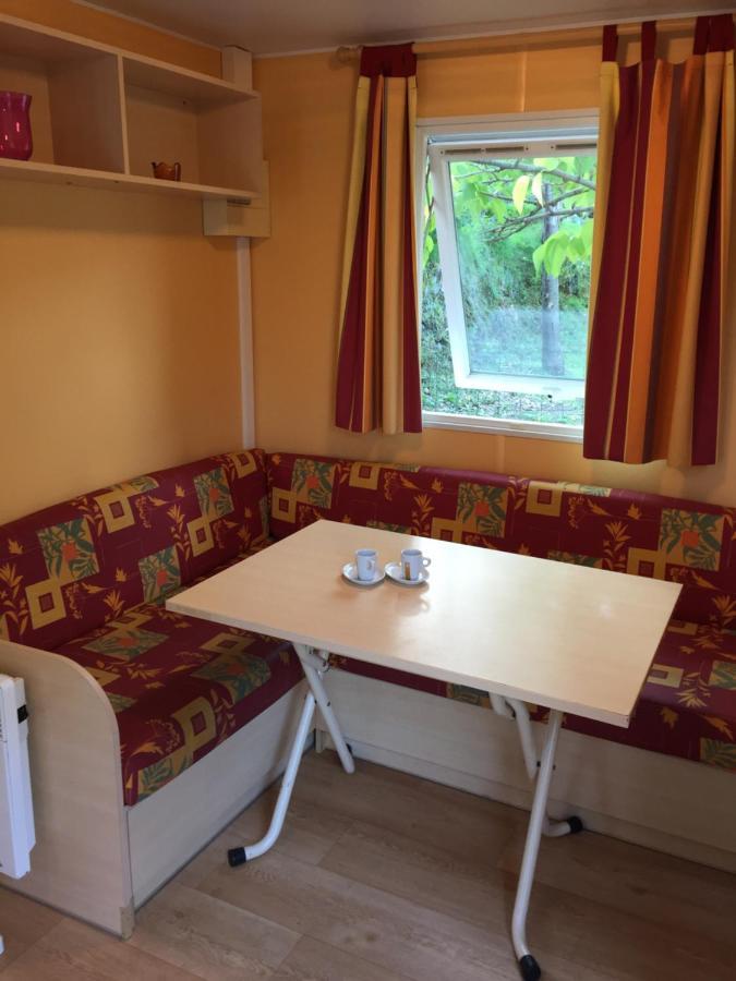 Camping Les Orangers San-Martino-di-Lota 外观 照片