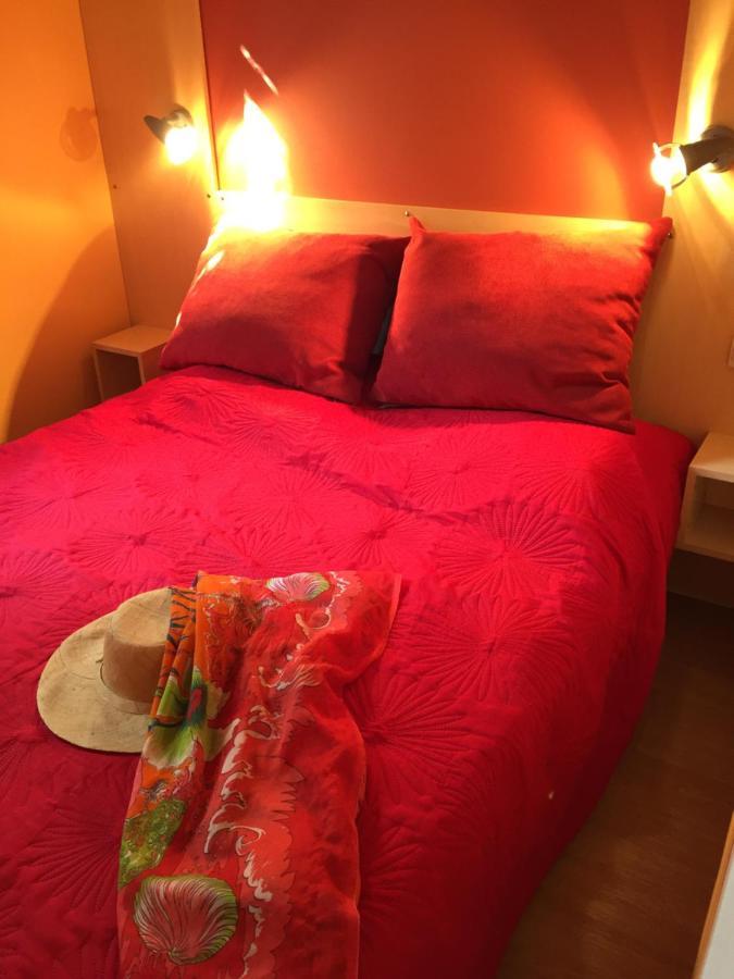 Camping Les Orangers San-Martino-di-Lota 外观 照片