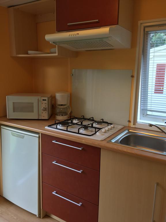 Camping Les Orangers San-Martino-di-Lota 外观 照片