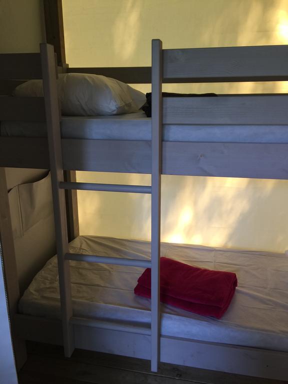 Camping Les Orangers San-Martino-di-Lota 外观 照片